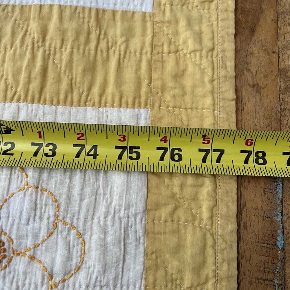 Handmade Hand Quilted Yellow Floral Embroidery Cotton Quilt Bedspread 75"x77" - Picture 7 of 15
